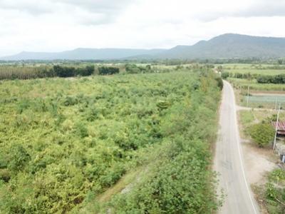 For SaleLandPak Chong KhaoYai : Land for sale in Khao Yai, Wang Sai Subdistrict, Pak Chong District, 400 rai. The canal has water th