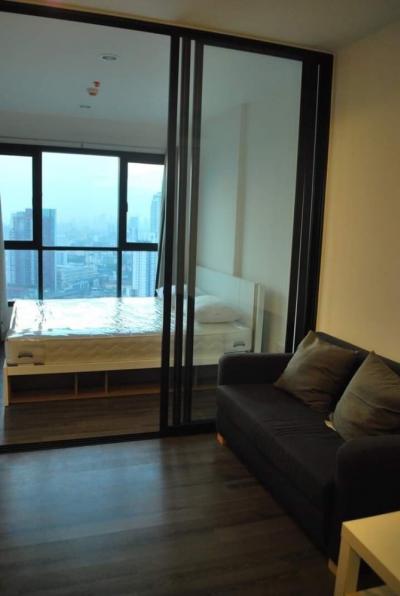 For RentCondoOnnut, Udomsuk : City View High Floor 1 Bedroom at The Base Park West Sukhumvit 77 near BTS On-Nut