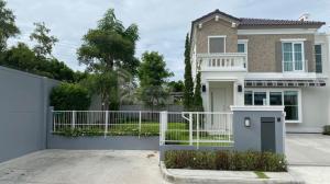 ให้เช่าทาวน์เฮ้าส์/ทาวน์โฮมบางนา แบริ่ง ลาซาล : Brand new house from Anya project near Mega Bangna for rent.