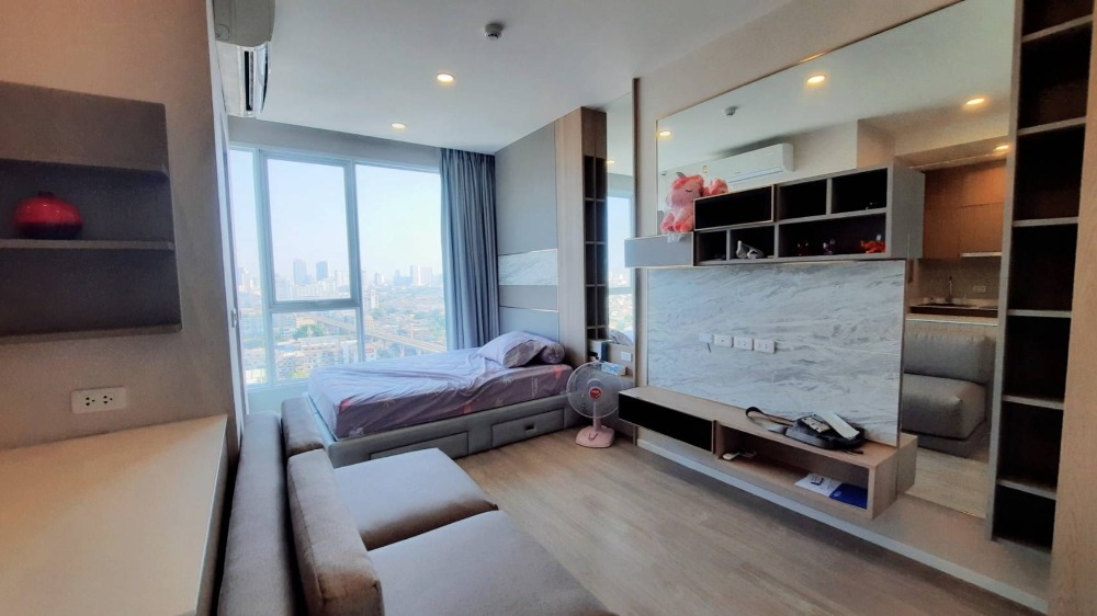 For SaleCondoPinklao, Charansanitwong : Condo for sale, De Lapis Charan 81, 16th floor, never been in the room, ready to move in, next to Bang Phlat BTS.