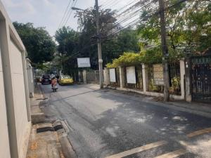 For SaleLandRatchadapisek, Huaikwang, Suttisan : Land for sale Inthamara 22