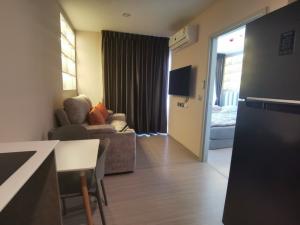 For RentCondoSamut Prakan,Samrong : 📣For rent, Aspire Erawan Prime, beautiful room, good price, very nice, ready to move in MEBK05672
