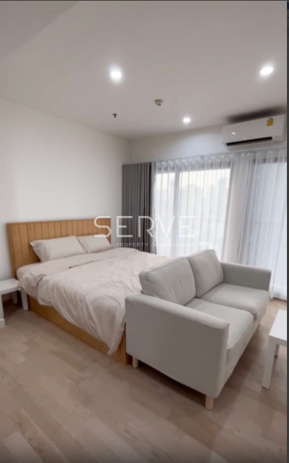 For RentCondoSukhumvit, Asoke, Thonglor : 🔥Studio with Bathtub Nice Room High Fl. 15+ Perfect Location Directly connecting to BTS Thong Lo at Noble Remix Condo / For Rent