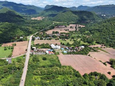 For SaleLandPak Chong KhaoYai : Land for sale in Khao Yai, Mu Si Subdistrict, Pak Chong District, 8 rai, next to a canal, with water all year round, rare.