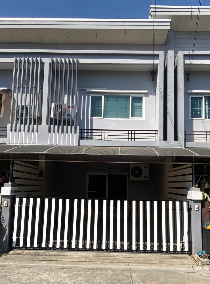 ขายทาวน์เฮ้าส์/ทาวน์โฮมเกษตรศาสตร์ รัชโยธิน : ขายทาวน์โฮม 2 ชั้น โครงการดิ เอ็กซ์คูลซีฟ วงแหวน - รามอินทรา (The Exclusive Wongwaen - Ramintra)