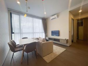 For RentCondoRatchathewi,Phayathai : Ready to move in Two Bedroom with INTERNET @ Park Origin Phayathai
