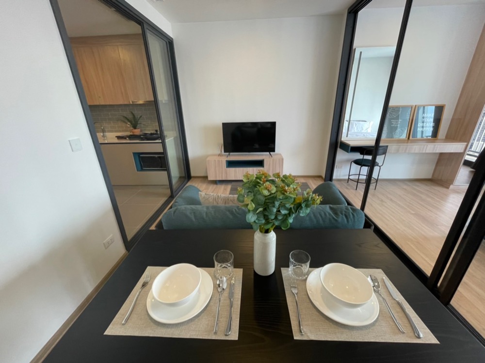 For RentCondoRatchathewi,Phayathai : Special price! Condo for rent, XT Phayathai, 1 bedroom, 1 bathroom, price only 22,000 baht, size 42 sq.m., in the heart of the city near BTS Phayathai