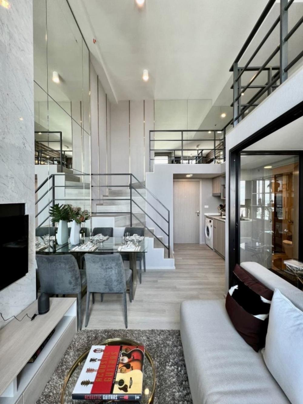 ขายคอนโดปิ่นเกล้า จรัญสนิทวงศ์ : 🏙️ ideo จรัญ 70( วิวแม่น้ำ ) ✨ 1 Bed Hybrid ( ห้องแบบ 2 ชั้น พื้นที่รวม 50 ตรม. ฟิวบ้าน 🔥ราคาโปรพิเศษ ฟรีเงินดาวน์ + พร้อมเข้าอยู่ 👉🏻 สนใจชมโครงการ📲 ฟ้าใส : 089-018-8037 ,  🆔 : Fahsaipbs
