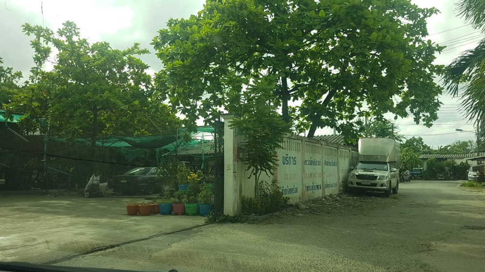 For SaleLandOnnut, Udomsuk : Land for sale 268 square wah in Soi Udomsuk 53. Near the yellow line BTS station, Si Udom station