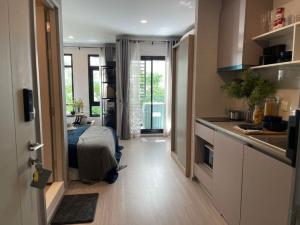For RentCondoRatchadapisek, Huaikwang, Suttisan : AS063_P ASPIRE ASOKE-RATCHADA **Very nice room, fully furnished, can drag your luggage in** Quiet project complete facilities