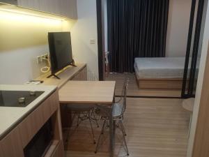 For RentCondoSapankwai,Jatujak : 🔥🔥 Release the contract. Very good price room, M Jatujak, beautifully decorated!! Next to Mo Chit BTS. The room goes very fast. Talk to us 095-0087008🔥🔥
