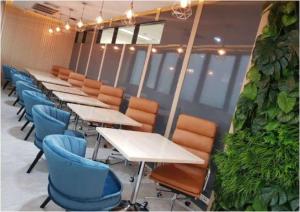 For RentOfficeRatchadapisek, Huaikwang, Suttisan : Rent a fully furnished office for Ratchadapisek, Sutthisan, Huai Khwang, Din Daeng, Rama 9, starting price at 8,000 baht/month, with 1 or more employees, call 025125909, 0845434833 for other locations, see the website. www.irentoffice.com - Small office s