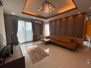 For SaleCondoRama9, Petchburi, RCA : Urgent sell!! Condo Villa Asoke, large room, 150 square meters, high floor, near MRT Phetchaburi, see details inside.
