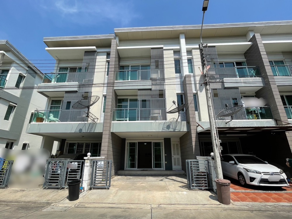 For SaleTownhouseOnnut, Udomsuk : Cheap sale, 3-storey townhome, Town Avenue, Town Avenue, Srinakarin, On Nut, Sukhumvit 77, Suan Luang, beautiful house, good condition, near BTS On Nut, Si Nut, Si Rat Expressway, Rama 9.