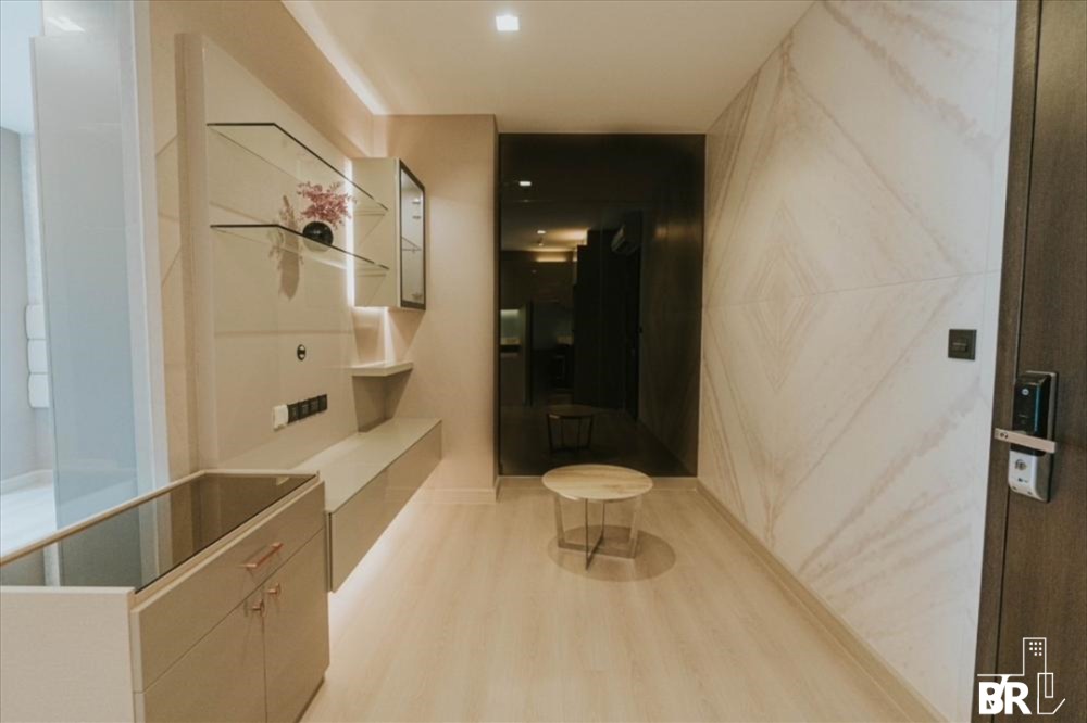 For SaleCondoSapankwai,Jatujak : Urgent sale, The Signature by Urbano condo, 1 bedroom, next to BTS Saphan Kwai, contact Khun Nut 0971507385