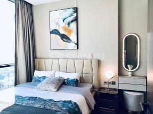 For RentCondoSukhumvit, Asoke, Thonglor : The ESSE Sukhumvit 36 Condo for Rent, Room size 43.37 sq.m., 1 Bed 1 Bath Beautifully decorated, next to BTS Thonglor #LI1013