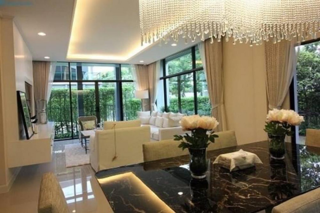 ขายบ้านพัฒนาการ ศรีนครินทร์ : ขาย บ้านเดี่ยว เศรษฐสิริ พัฒนาการ 4 ห้องนอน ตกแต่งสวยหรู พร้อมพื้นที่สวนกว้าง