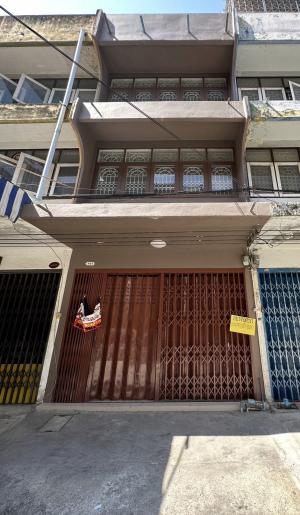 For SaleShophouseLadprao, Central Ladprao : Commercial building Ladprao 62 from the main road 240 m.
