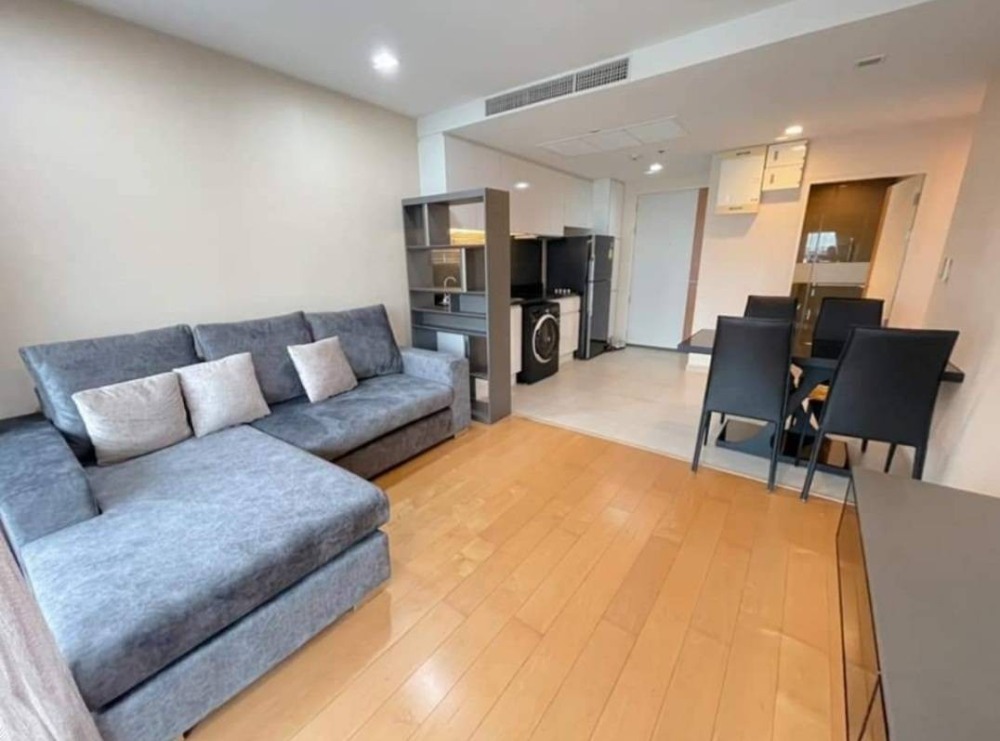 For SaleCondoSiam Paragon ,Chulalongkorn,Samyan : Condo for sale, Vertic Rama 4 - Siam, only 400 meters from mrt Sam Yan, near Chula Silom, room 66.38 sq m, type 2 bedrooms, 2 bathrooms, price 8.9 million, interested 097 - 465 5644 TC HOME
