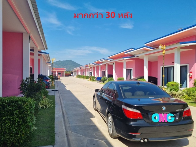 For SaleBusinesses for saleRayong : Going to Koh Samet, Pier Phe, crowded, the whole project, more than 30 houses, size almost 2 rai, new resort, selling a lot of new business for 1 year