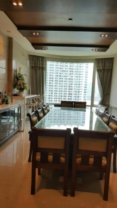 ขายคอนโดวงเวียนใหญ่ เจริญนคร : Watermark Chaophraya, 282 sqm. Spacious, River view, Four Bedrooms Condo for Sale at Watermark chaophraya.