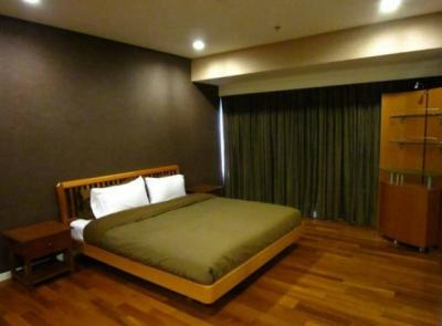 For RentCondoWitthayu, Chidlom, Langsuan, Ploenchit : Amanta Lumpini, 97sqm. spacious, Wood Built-in Furniture, City view Two Bedrooms