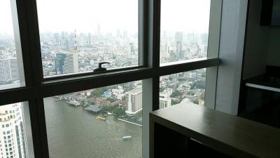 ให้เช่าคอนโดวงเวียนใหญ่ เจริญนคร : The River Condo, The River Condo Charoenakorn109.76sqm 2b/2b Fully furnishedFor Rent 75,000 a month