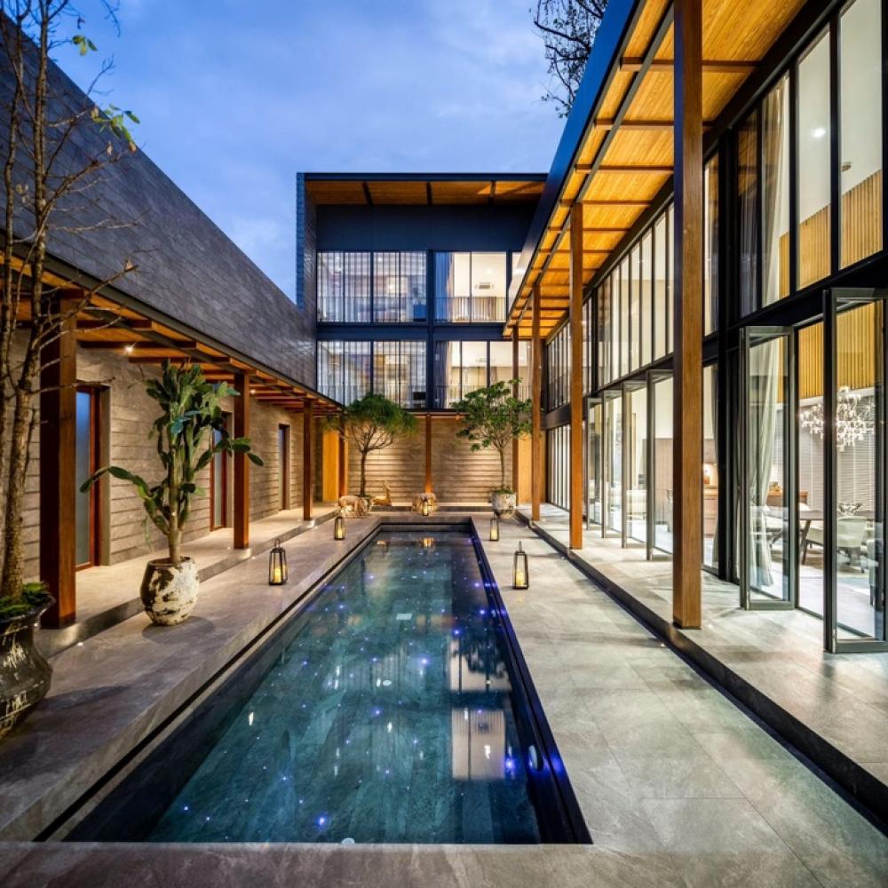 ขายบ้านบางนา แบริ่ง ลาซาล : Selling : Modern House With Private Pool in Bangna , 4 Bed 5 Bath , 890 sqm , 128 sqw 🔥🔥Selling Price : 92,000,000 THB 🔥🔥#superluxuryhousebkk#Ultraluxurycondo #luxuryhousebangkok #superluxurycondoforsale #อสังหาริมทย์ทรัพย์ #realestatethailand#PSLiving  M