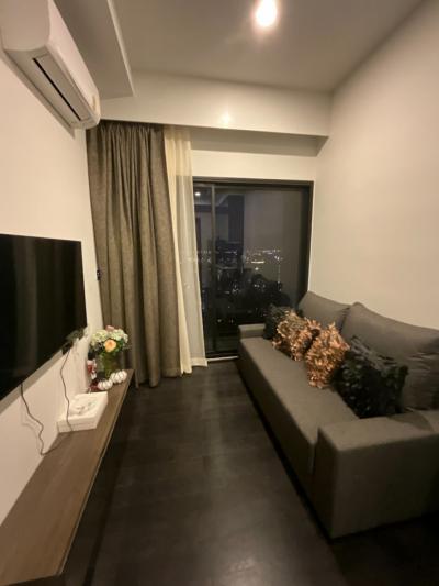 For RentCondoSukhumvit, Asoke, Thonglor : Condo Park Origin Thonglor, the most new building, never rented before, high floor Good view, no blocks facilities Most central