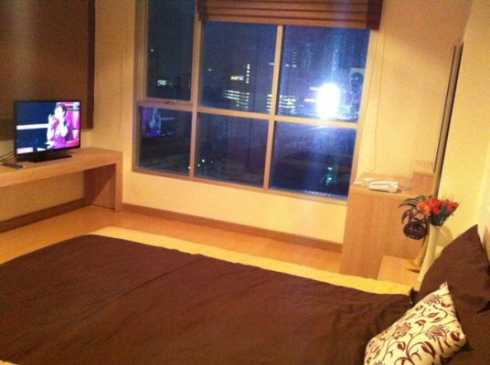For RentCondoOnnut, Udomsuk : Life @ Sukhumvit 65, 41sqm Modern, High Rise One Bedroom Condo to let at Life Sukhumvit 65