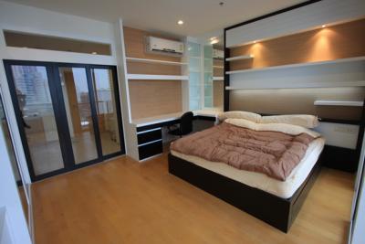 For RentCondoRatchathewi,Phayathai : Villa Rachatewi, 40sqm Brand New, Cozy Studio Flat to let at Villa Rachatewi