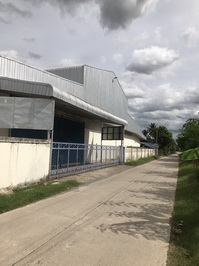 For SaleFactorySuphan Buri : Selling cheap, selling warehouses, selling factories in Song Phi Nong District, Suphan Buri Province, area 3 rai 2 ngan