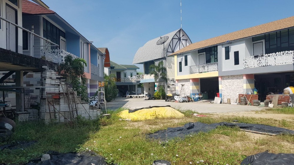 For SaleBusinesses for salePattaya, Bangsaen, Chonburi : Best Deal!! Boutique Resort with Swimming Pool, Very Close from Motorway, Pattaya Train Station, PATTAYA, NA KLUEA