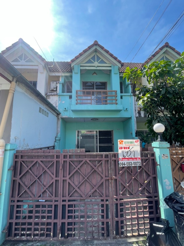 For RentTownhouseMin Buri, Romklao : 2 storey townhouse for rent, area 16 square meters, Poonsin Thani Village 3, Kheha Romklao Road 64, Khlong Song Ton Nun Subdistrict, Lat Krabang District, Bangkok Province