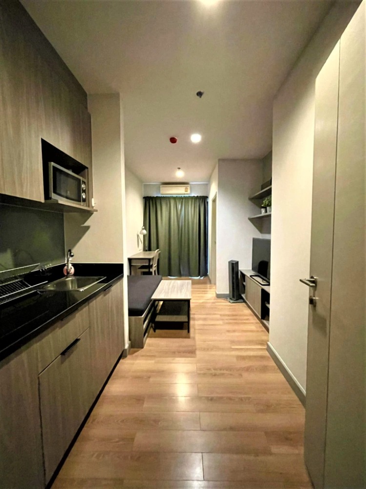 For RentCondoLadprao, Central Ladprao : ⭐️SPECIAL PRICE❤️‍🔥 Chapter One Midtown Ladprao 24, fully furnished, ready to move in, high floor, east, unblocked view, near MRT Ladprao, interested contact 095-424-3656