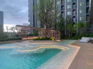 For RentCondoThaphra, Talat Phlu, Wutthakat : exproperty555 available for rent, Life Sathorn Sierra, interested in negotiating price @Property555 (with @ too)