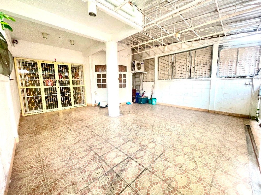 For SaleTownhouseRama3 (Riverside),Satupadit : Townhouse for sale, 31 square meters, Chalathon Village, Sathupradit 57
