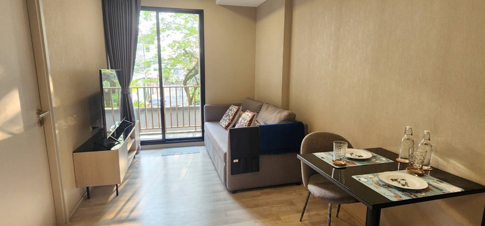 For SaleCondoSukhumvit, Asoke, Thonglor : Condo for sale, Quintara Arte, Sukhumvit 52, ready to move in. Call now. 088-818-1859.