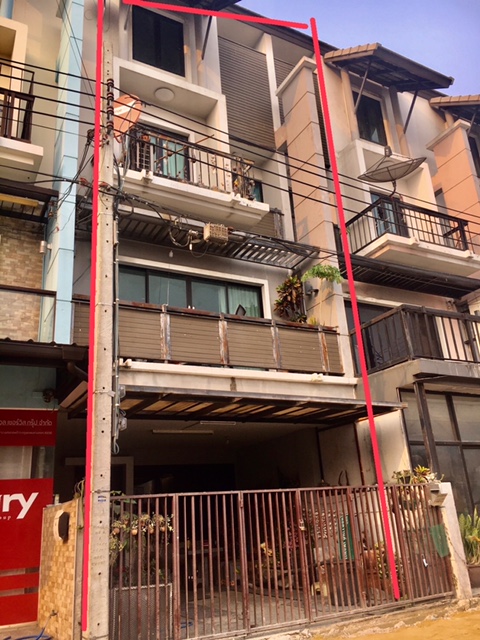 For SaleTownhouseKaset Nawamin,Ladplakao : Townhome for sale Areeya Kaset-Nawamin (Soi Mayalap) Prasert Manukit near Satriwit 2 School
