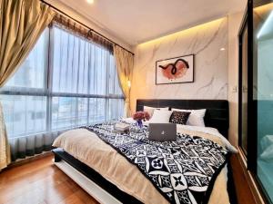 For SaleCondoWongwianyai, Charoennakor : Sell hive taksin, beautiful room, cheap price