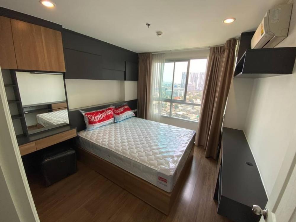 For RentCondoRattanathibet, Sanambinna : Rent 8,500 baht, UD Line Rattanathibet, 1 bedroom, 31 sq m, 18th floor, very nice decorated room, good price, there is a washing machine in the room.