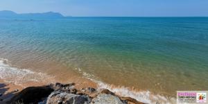 For RentLandPattaya, Bangsaen, Chonburi : Land for rent, next to the sea, beautiful view, private beach, fine sandy beach Na Jomtien, Pattaya, Chonburi, size 10 rai, rental fee 1.2 million / month