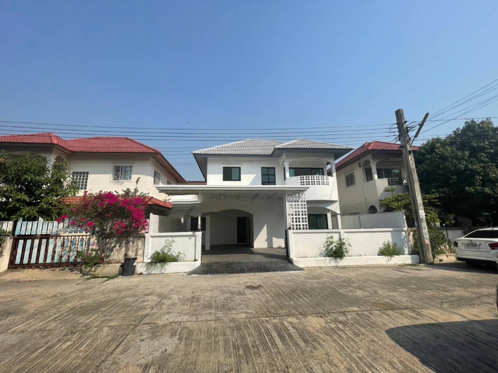 For SaleHouseBang kae, Phetkasem : PN669HS0204 Twin house for sale, detached house style, Thawee Thong Village, Soi Petchkasem 110, area 36 sq m, 3 bedrooms, 2 bathrooms