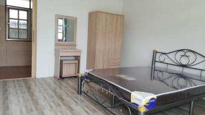 For RentHousePinklao, Charansanitwong : Room for rent with air conditioning and furniture