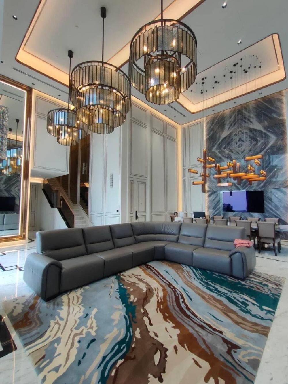ให้เช่าคอนโดพระราม 9 เพชรบุรีตัดใหม่ RCA : Selling : Luxury Penhouse In The Esse At Singha Complex