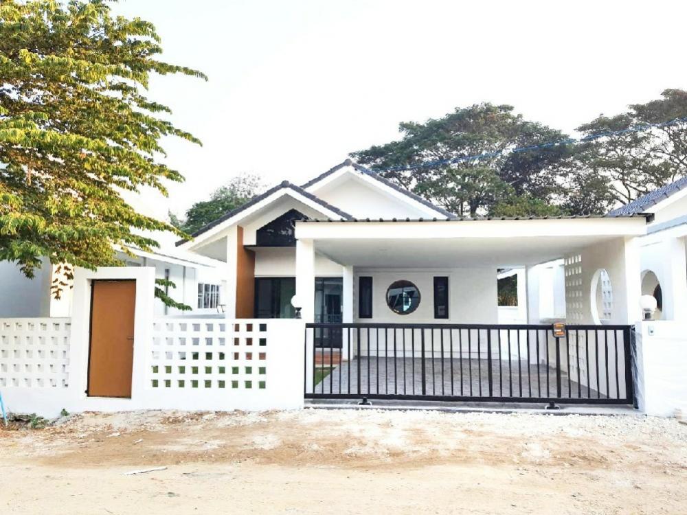 For SaleHouseChiang Mai : Single house, Louis intersection, Chiang Mai, price lower than appraisal, loan remaining