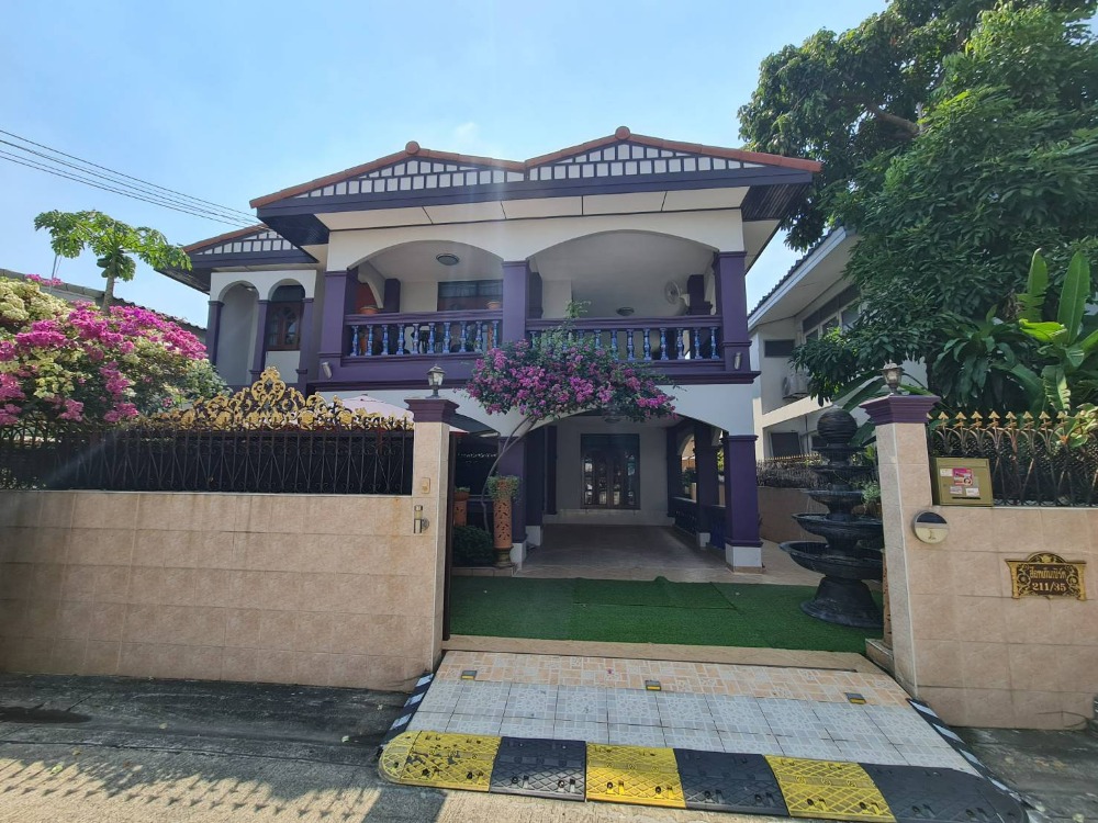 For SaleHouseRama5, Ratchapruek, Bangkruai : #2-storey house for sale with real wood furniture decorated in European style Renovated the whole house near MRT Khae Rai Station # Soi Tiwanon 22 # Muang District # Nonthaburi Province