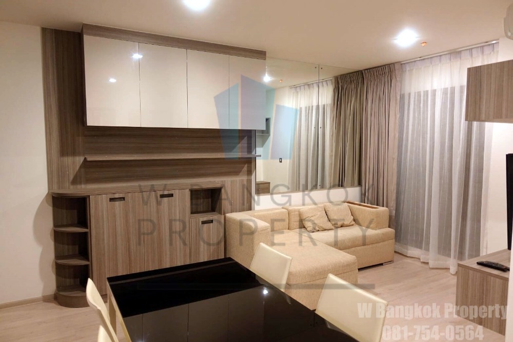 For SaleCondoRatchathewi,Phayathai : Luxury condo for sale in the heart of the city, Rhythm Rangnam, 2 bedrooms, 1 bathroom, 47 sq m., Corner room, high floor, Type Rare, very good layout, 2-Bed at an affordable price.