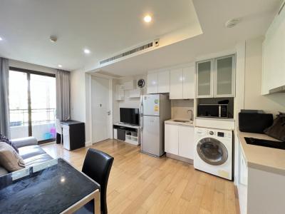 For SaleCondoSathorn, Narathiwat : Condo for sale Collezio Sathorn-Pipat, spacious room, ready to move in, near BTS Chong Nonsi, only 240 meters.