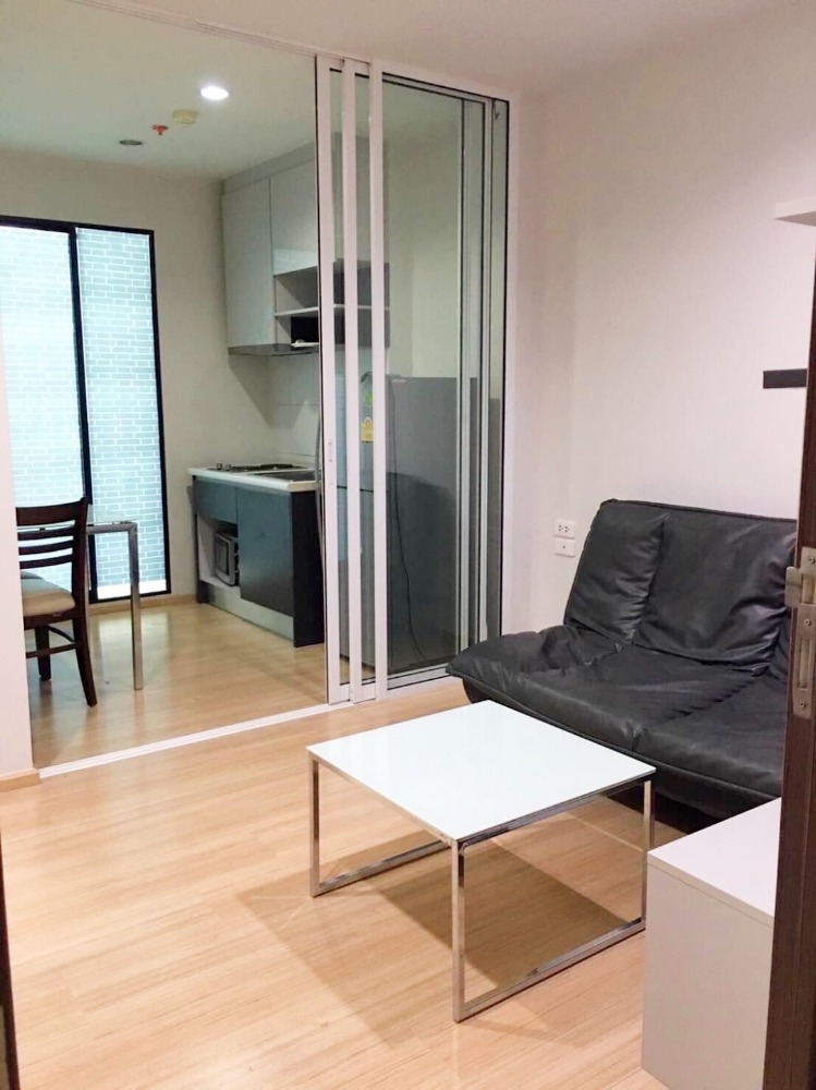 For RentCondoChaengwatana, Muangthong : For rent, Condo the Base Chaengwattana, 1 bedroom, 35 sq m, 10th floor, fully furnished, near BTS Pink Line (Si Rat Station).